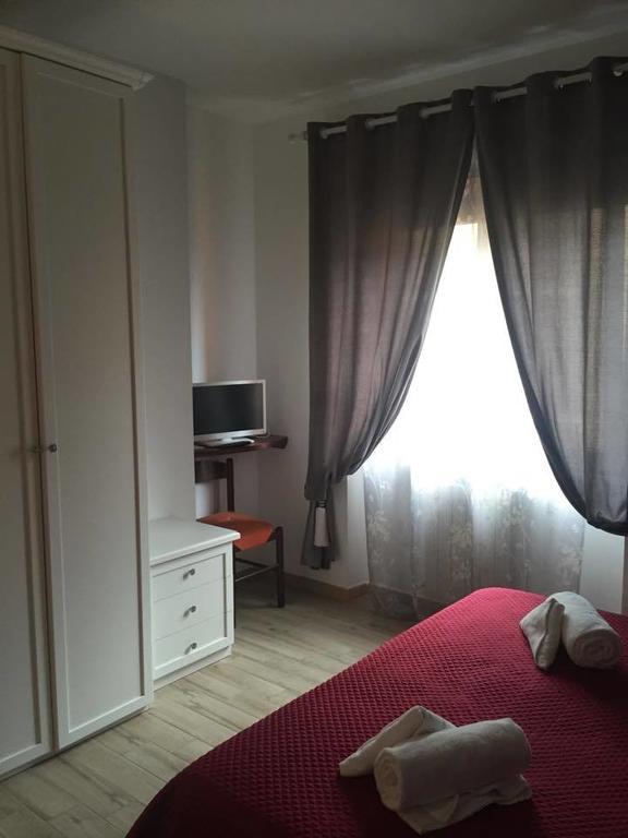 Apartamento Carillon Civitavecchia Habitación foto